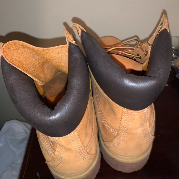 Size 9M Timberland Boots
